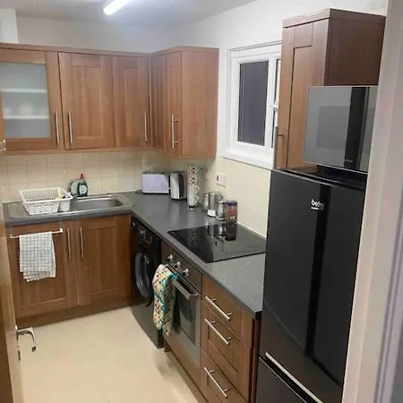 Cozy Flat In Birmingham With Parking Apartment Exterior photo