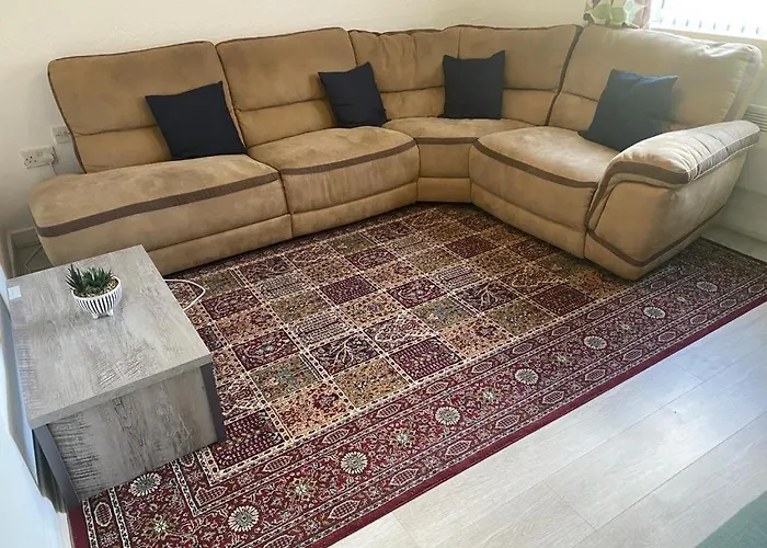 Cozy Flat In Birmingham With Parking