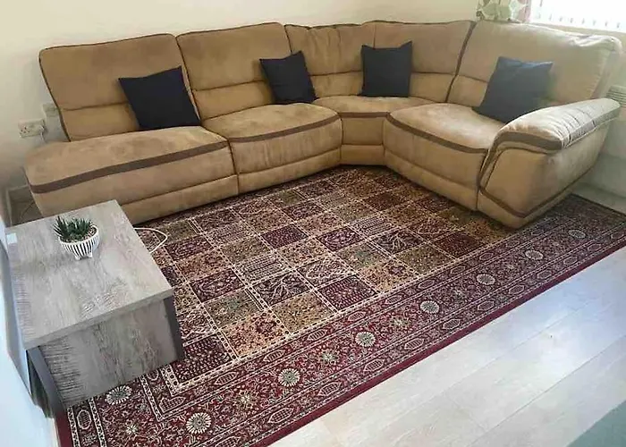 Cozy Flat In Birmingham With Parking